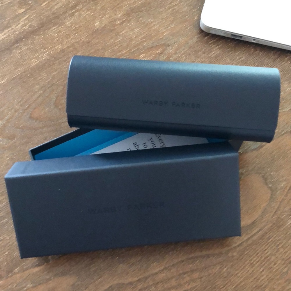Warby Parker eyeglass case. BRAND NEW.